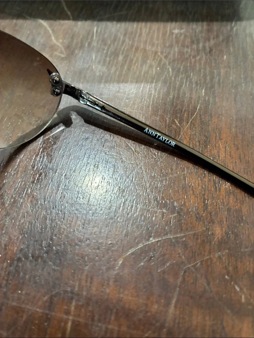 ANN TAYLOR Rimless Brown Gradient Sunglasses with Case